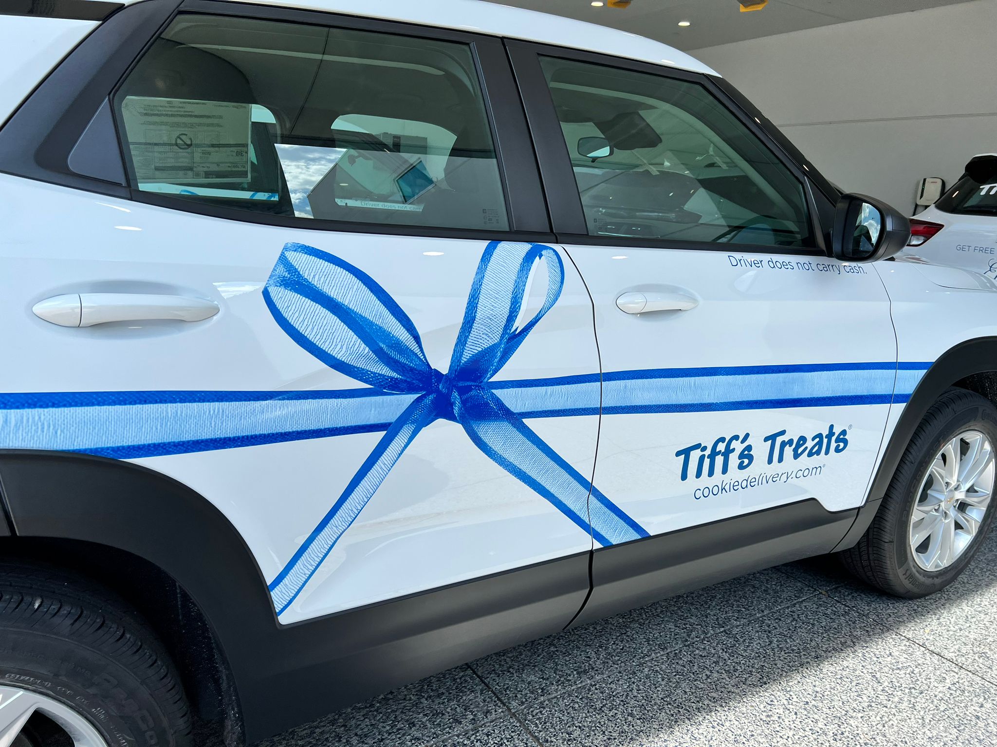 pixel-wraps-graphics-fleet-commercial